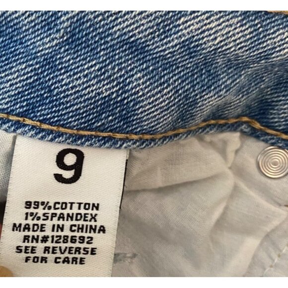 2 pairs Shorts Boho Style Embroidered & Two-Tone Denim Womens Size 9 - Picture 8 of 16